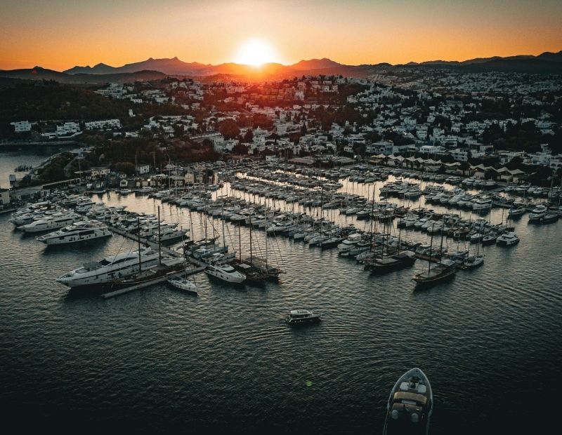 3️⃣ Bodrum Firma Rehberi Kullanmanın Avantajları